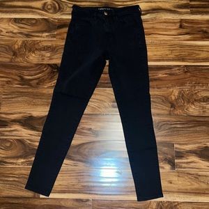 Black skinny jeans